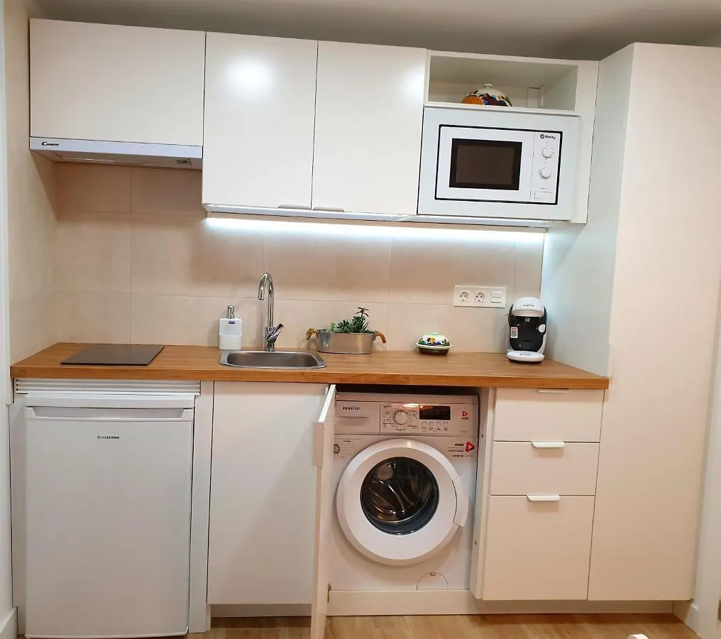 Homestay Road Sierra 95 Habitacion Privada Con Bano Y Zona De Cocina Granada